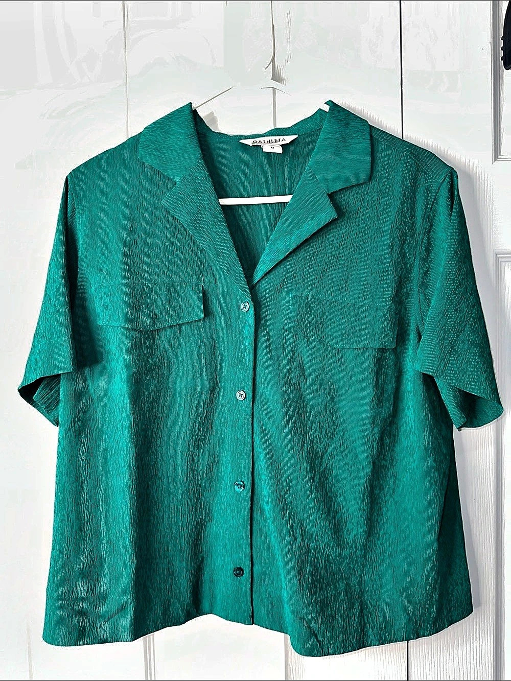 Athleta Echo Top Textured Short Sleeve Button Down in Green Medium